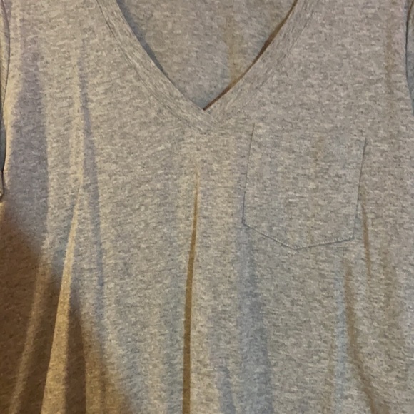 v neck basic tee - Picture 2 of 2
